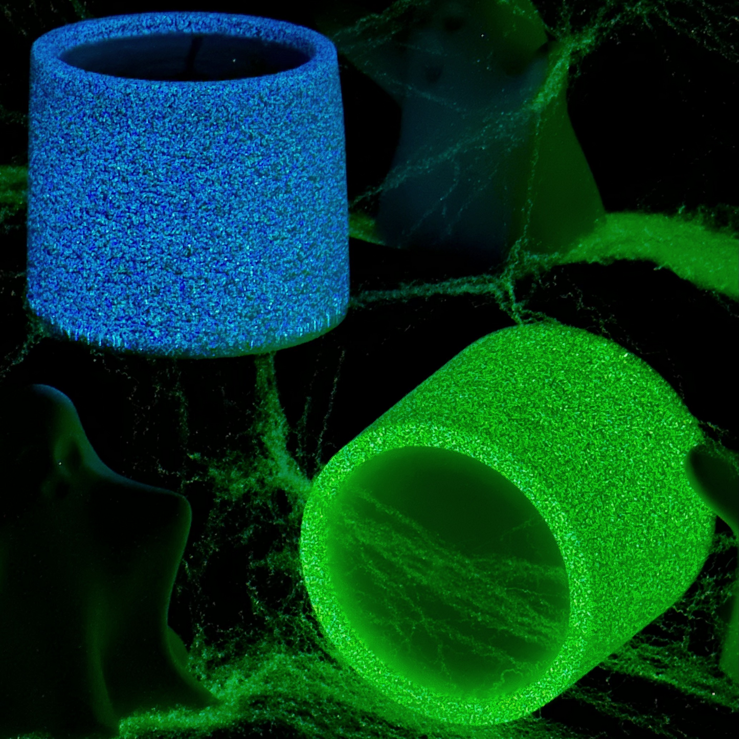 Ectoplasm | glow-in-the-dark concrete candle