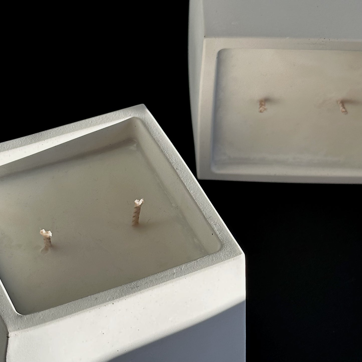 Franc Encens | concrete candle