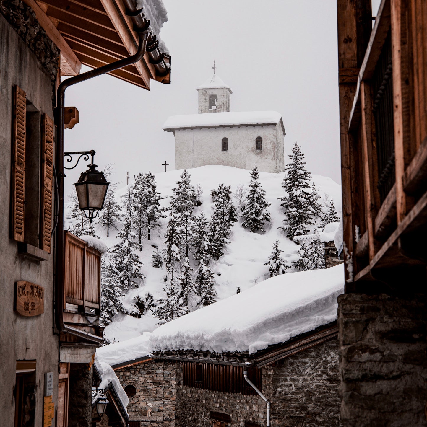 Ski Chalet | glass candle