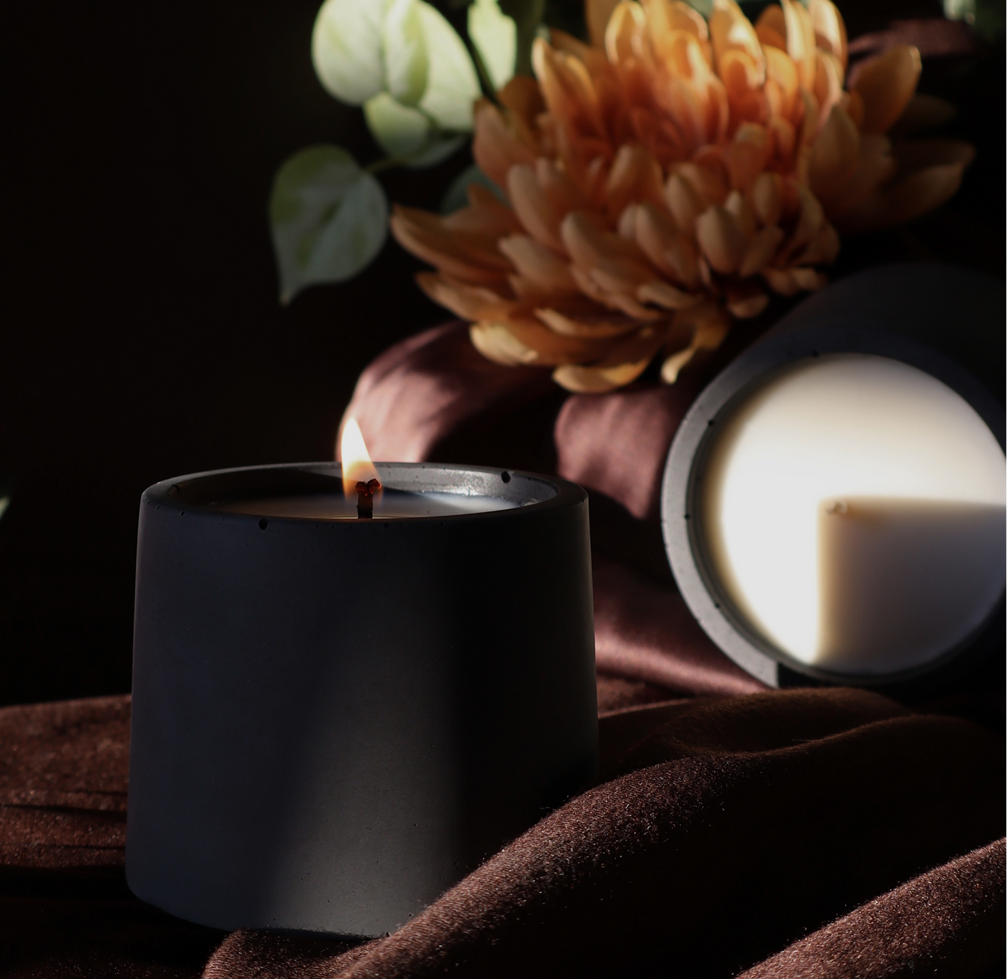 Fallen Leaves | concrete candle