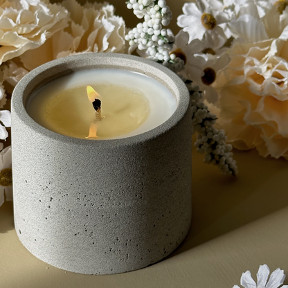 Siren Song | concrete candle