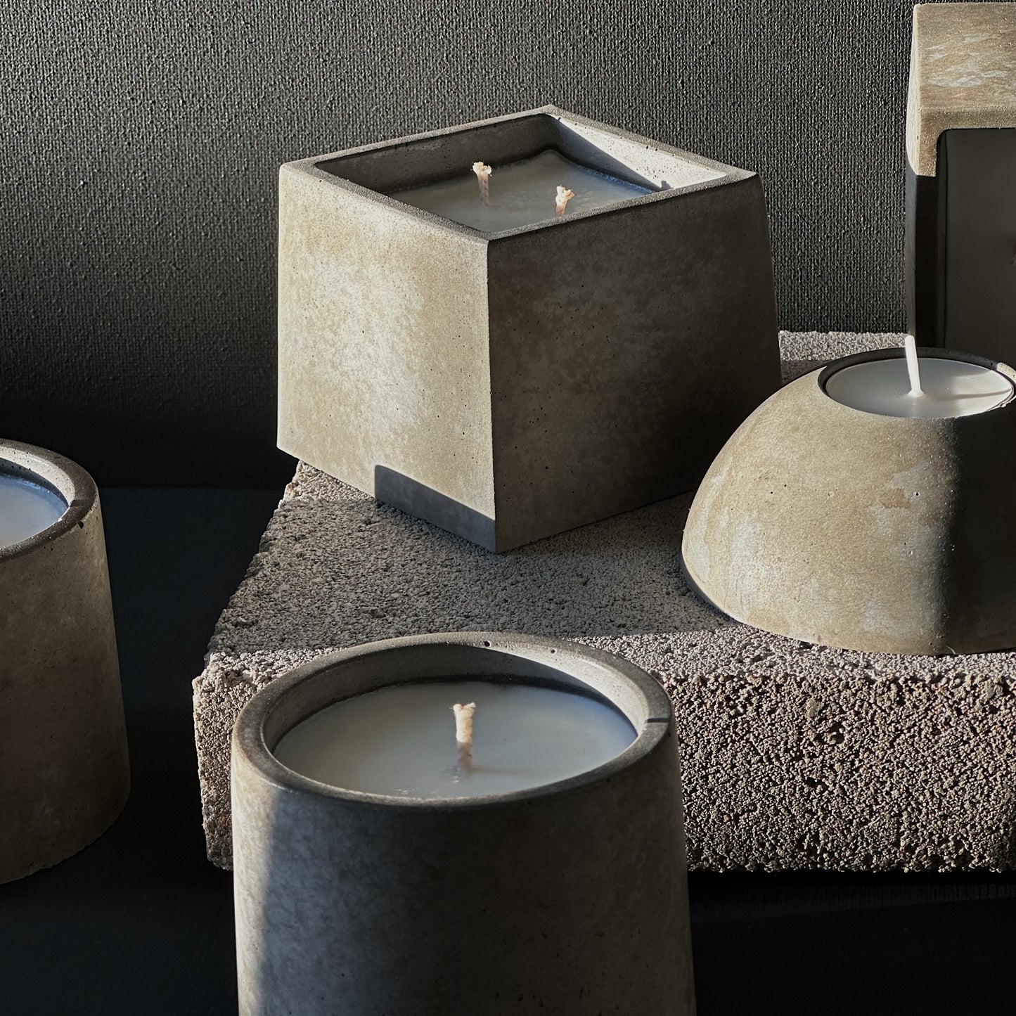 Gingered Amber | concrete candle