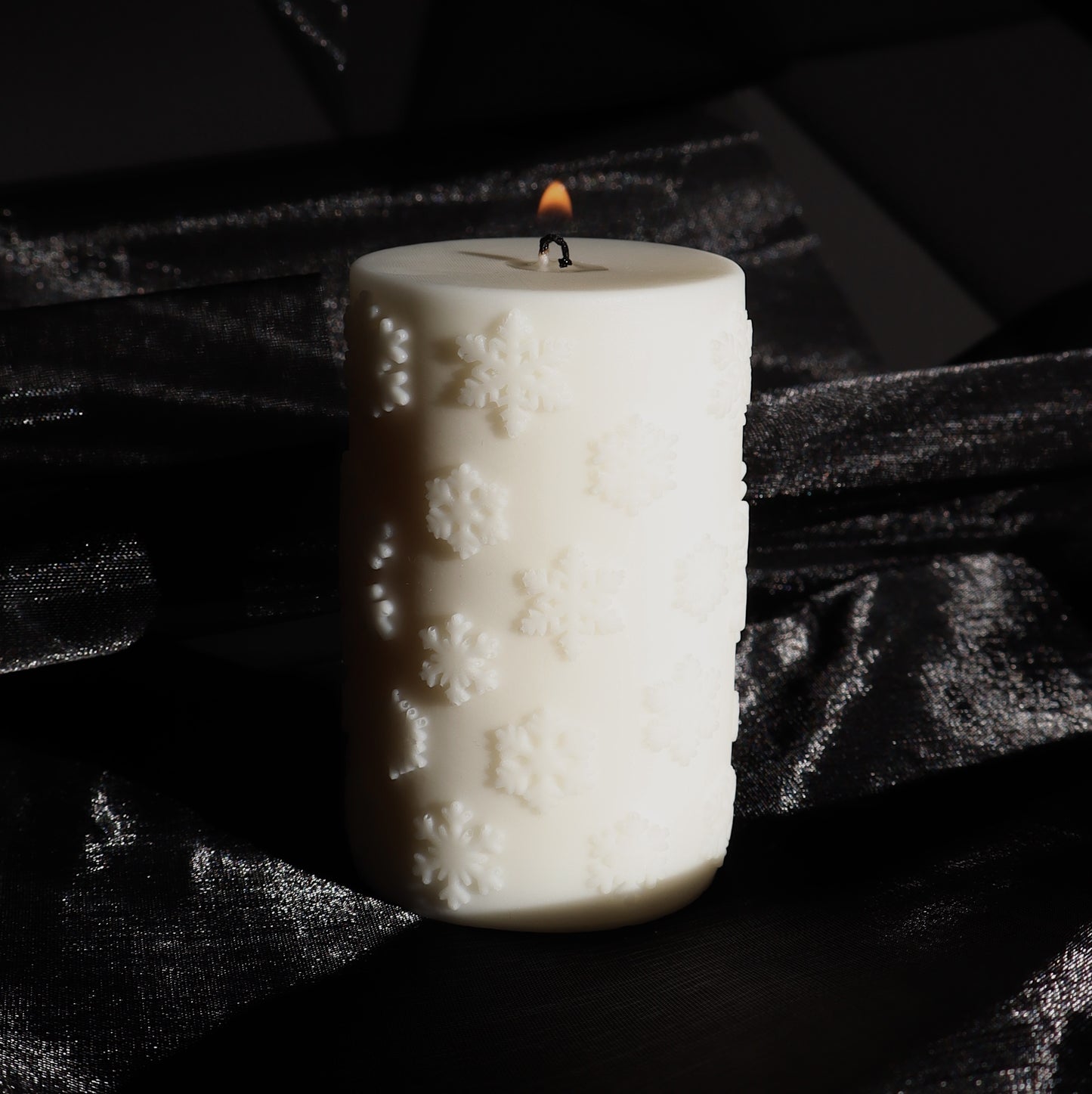Snowflake Pillar | scented sculptural candle